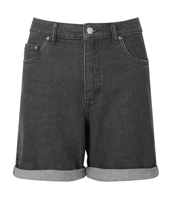 Women?s denim shorts