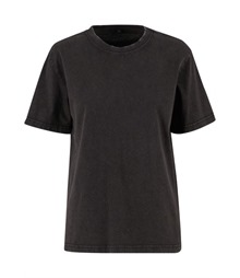 Women?s vintage everyday tee